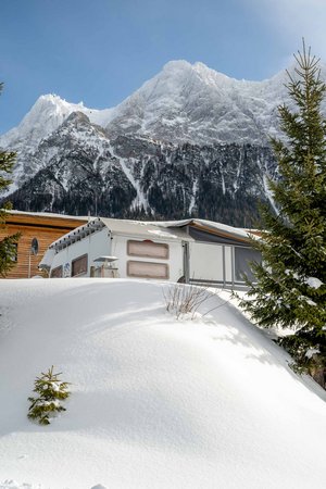 Campingplatz im Zugspitz Resort im Winter