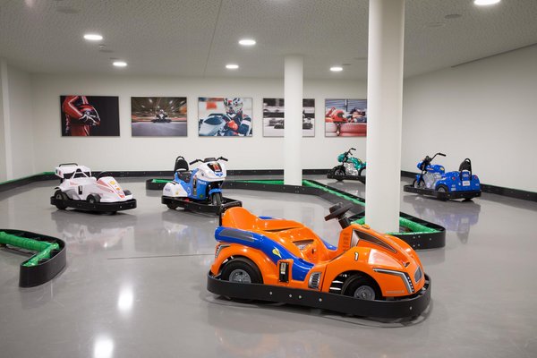 Indoor Kartbahn für Kinder