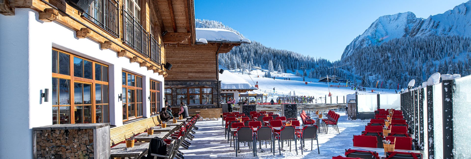 Tirolerhaus im Winter