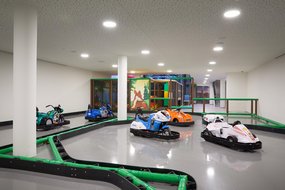 Kartbahn Indoor für Kinder