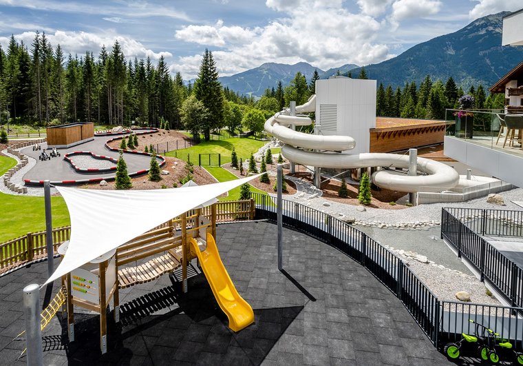 Der Zugspitz Resort Spielplatz von oben 