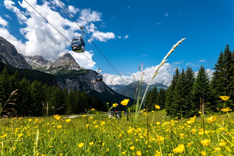 Gondel der Ehrwalder Almbahn im Sommer