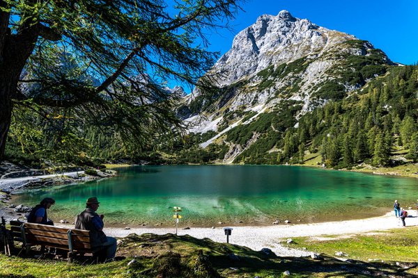 Alpensee in der Zugpsitz Arena