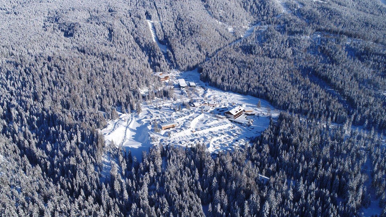 Zugspitz Resort im Winter Zugspitz Resort von oben