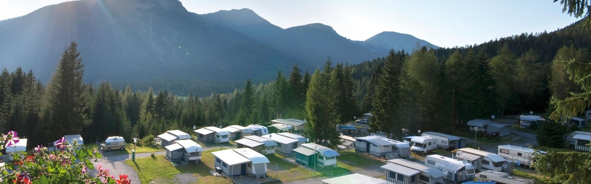 Campingplatz im Sommer Campingplatz am Zugspitz Resort