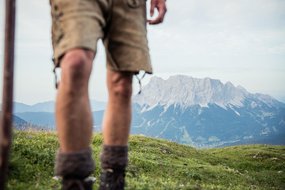 Wandern Füße eines Wanderers