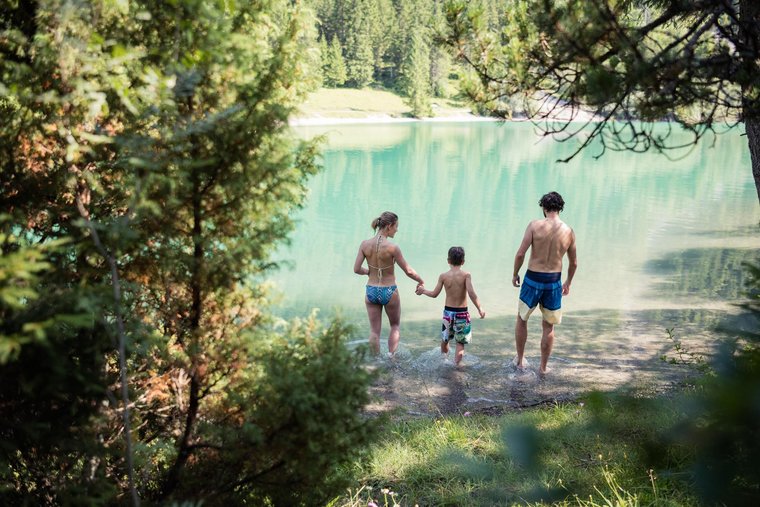 Familie am See in der Tiroler Zugspitz Arena