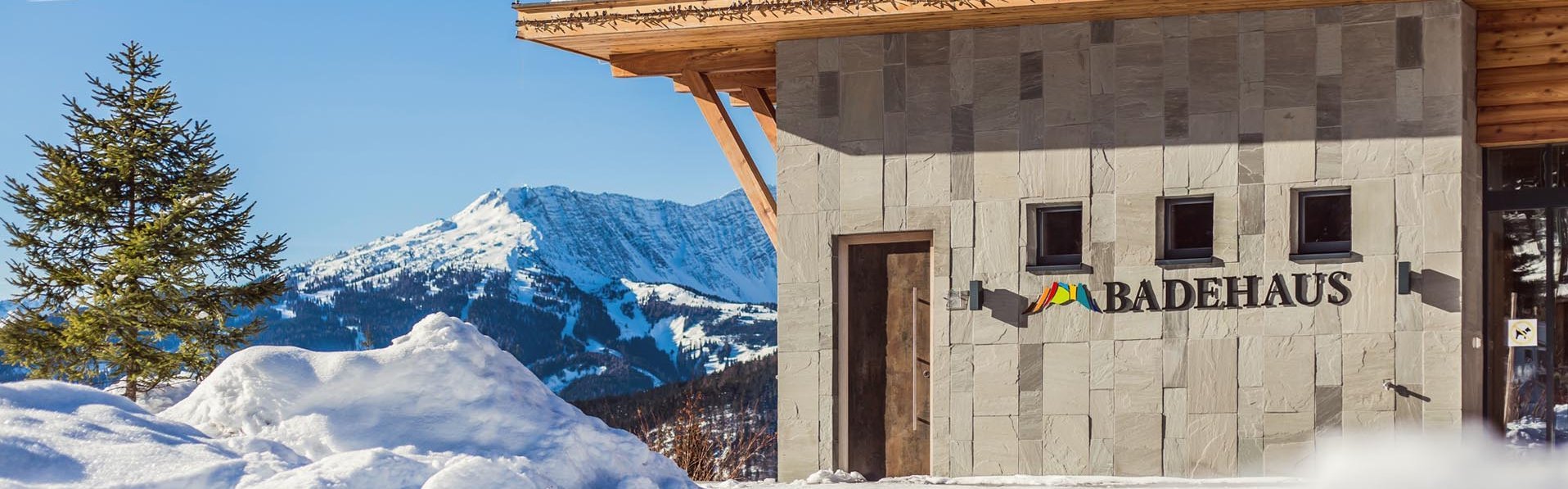 Zugpsitz Resort Badehaus im Winter